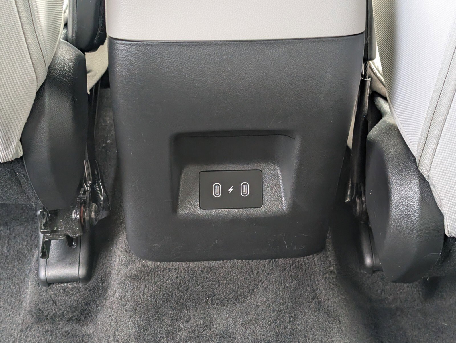 Used 2025 Hyundai Tucson SE image 15