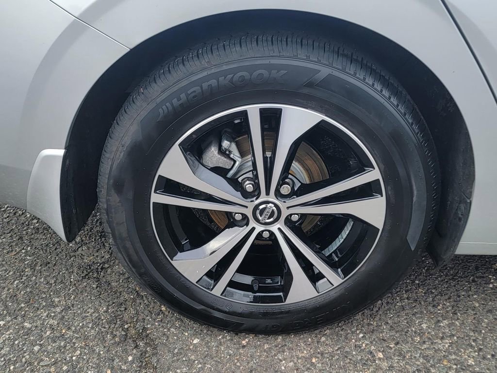 Used 2023 Nissan Sentra SV FWD image 9