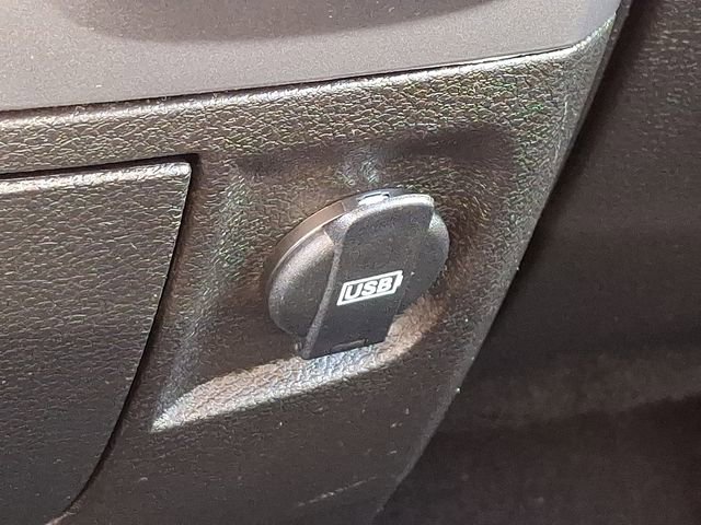 Used 2024 RAM 1500 Classic SLT AWD/4WD image 26