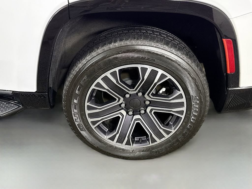 Used 2023 Jeep Wagoneer 4WD w/ Premium Group I image 40