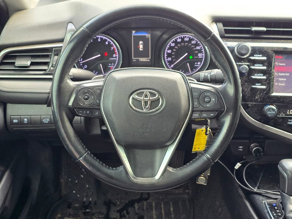 Used 2019 Toyota Camry SE FWD image 7