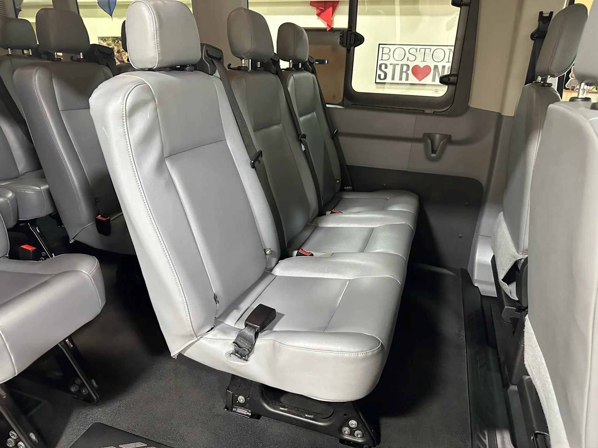 Used 2015 Ford Transit 350 XL image 28