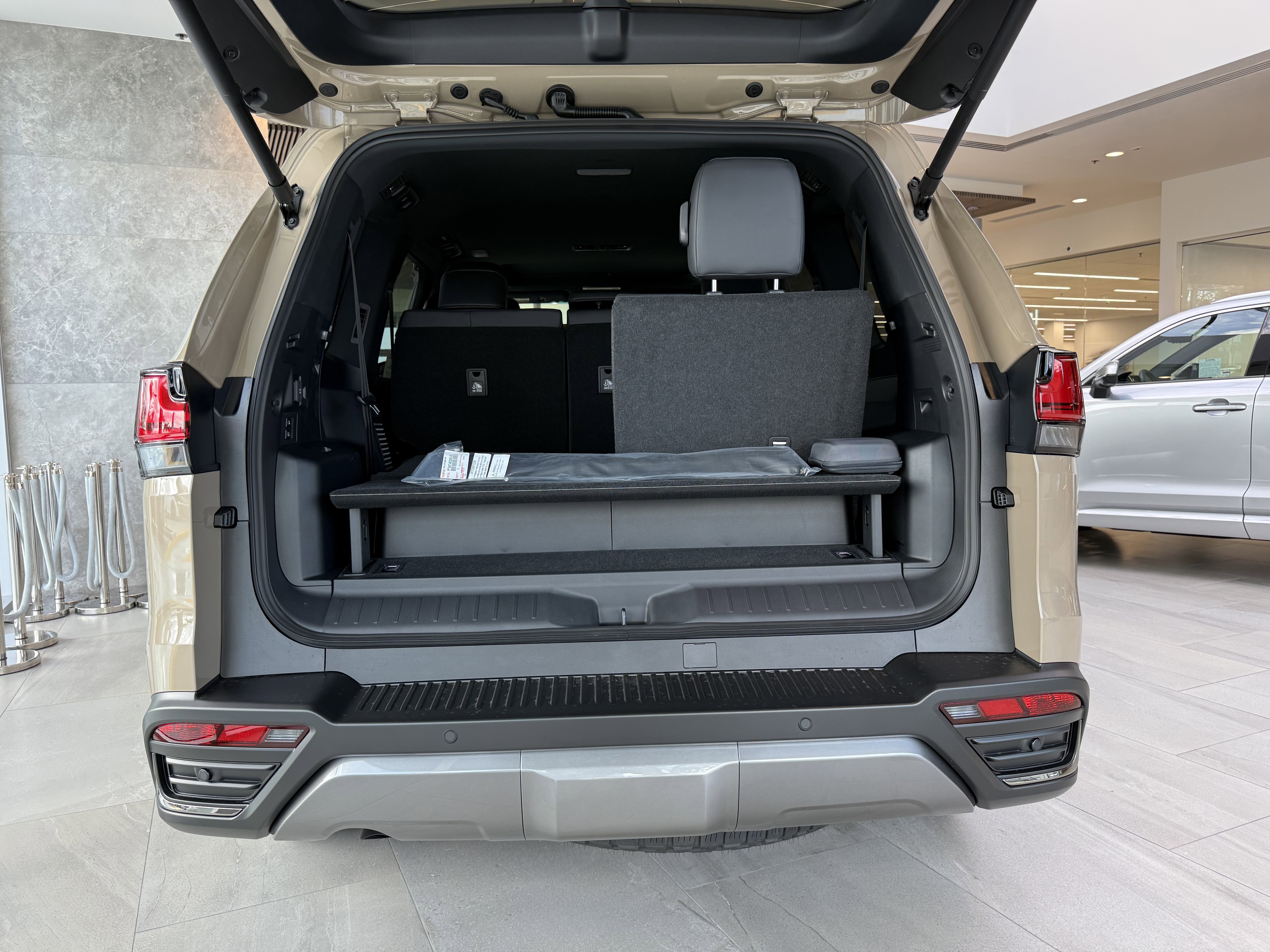 New 2026 Lexus LX 700h Overtrail AWD/4WD image 13