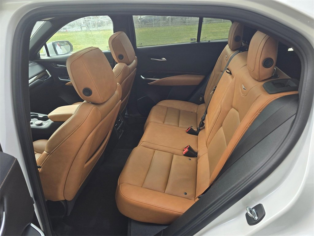 Used 2022 Cadillac XT4 Sport image 16