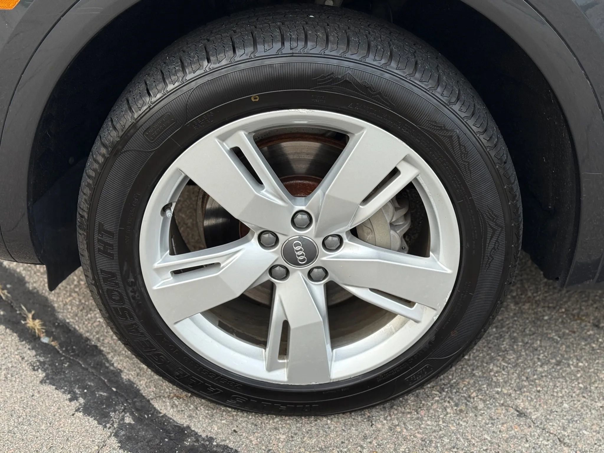 Used 2018 Audi Q5 2.0T Premium Plus w/ Premium Plus Package image 43