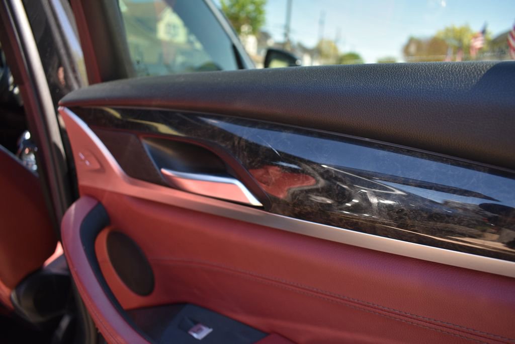 Used 2020 BMW X4 xDrive30i w/ Premium Package AWD/4WD image 27