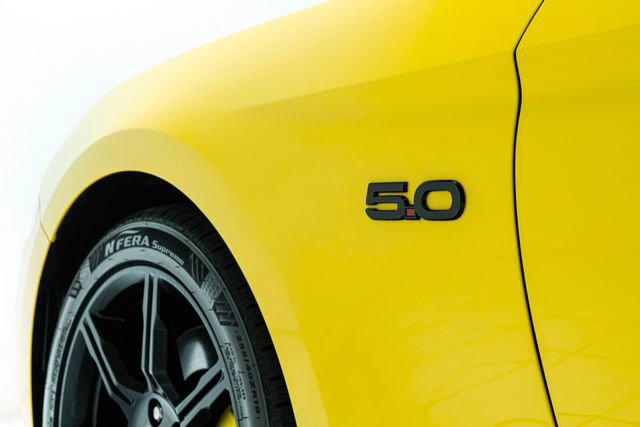 Used 2018 Ford Mustang GT Premium w/ Safe & Smart Package image 20