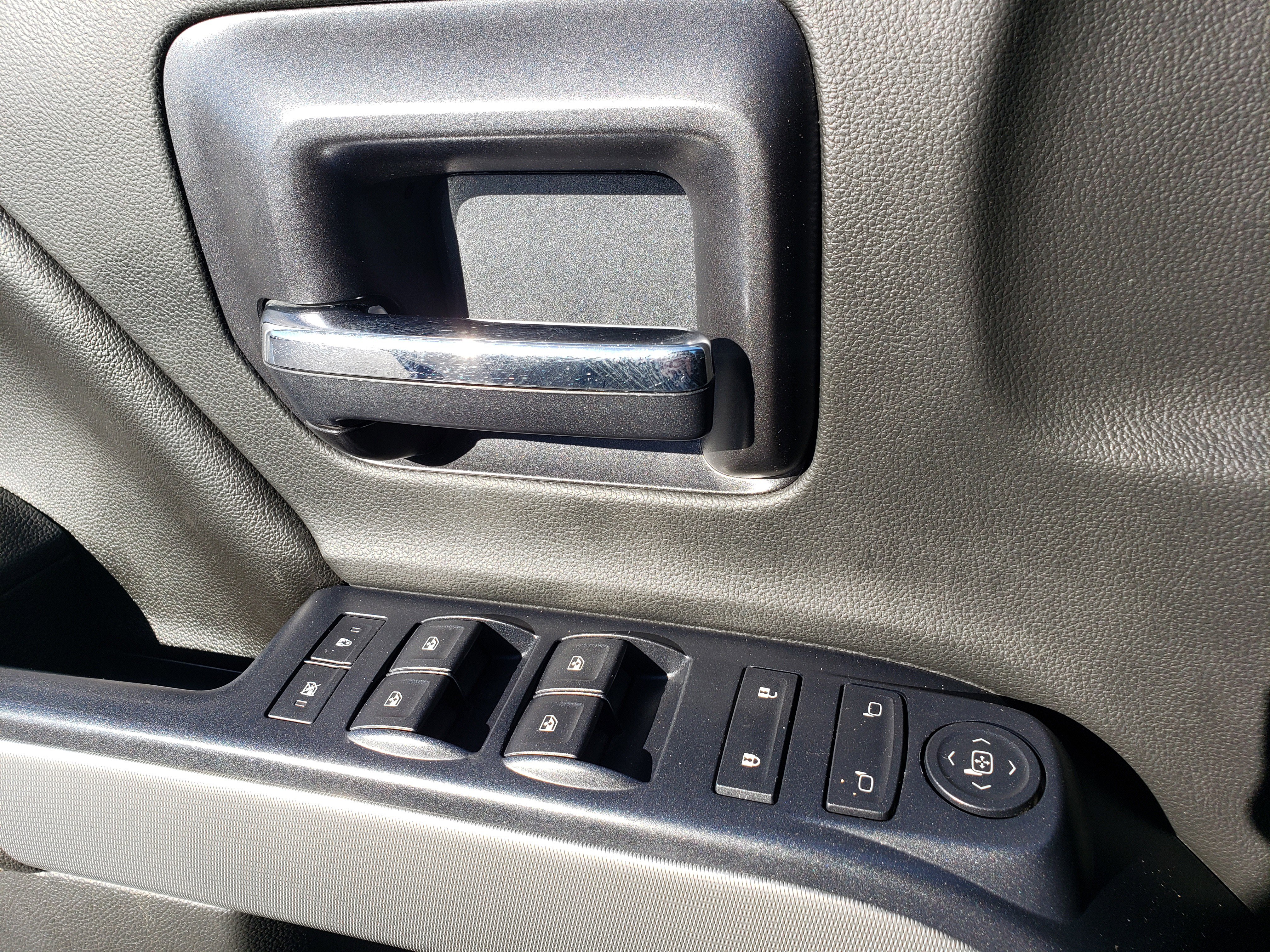 Used 2015 Chevrolet Silverado 1500 LT w/ All Star Edition image 10