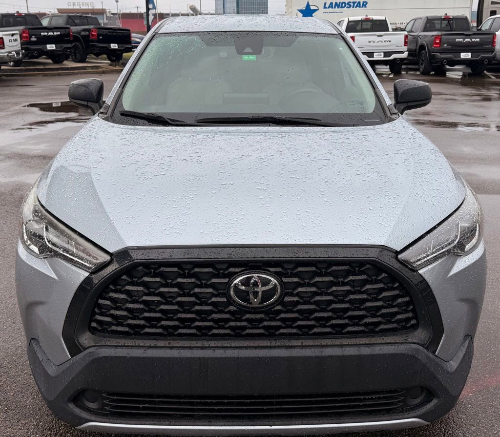Used 2022 Toyota Corolla Cross L FWD image 12