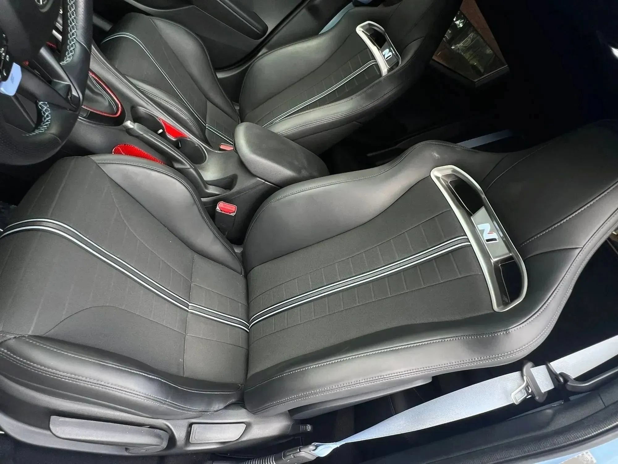 Used 2021 Hyundai Veloster N FWD image 12