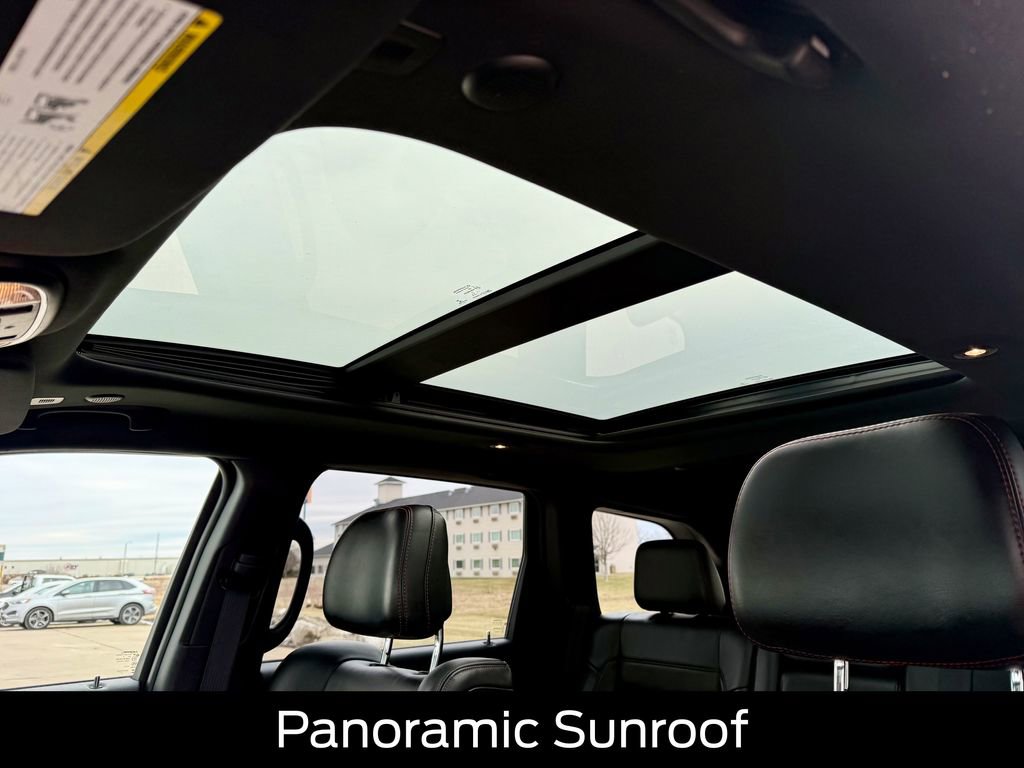 Used 2018 Jeep Grand Cherokee Trailhawk w/ Trailhawk Luxury Group image 33