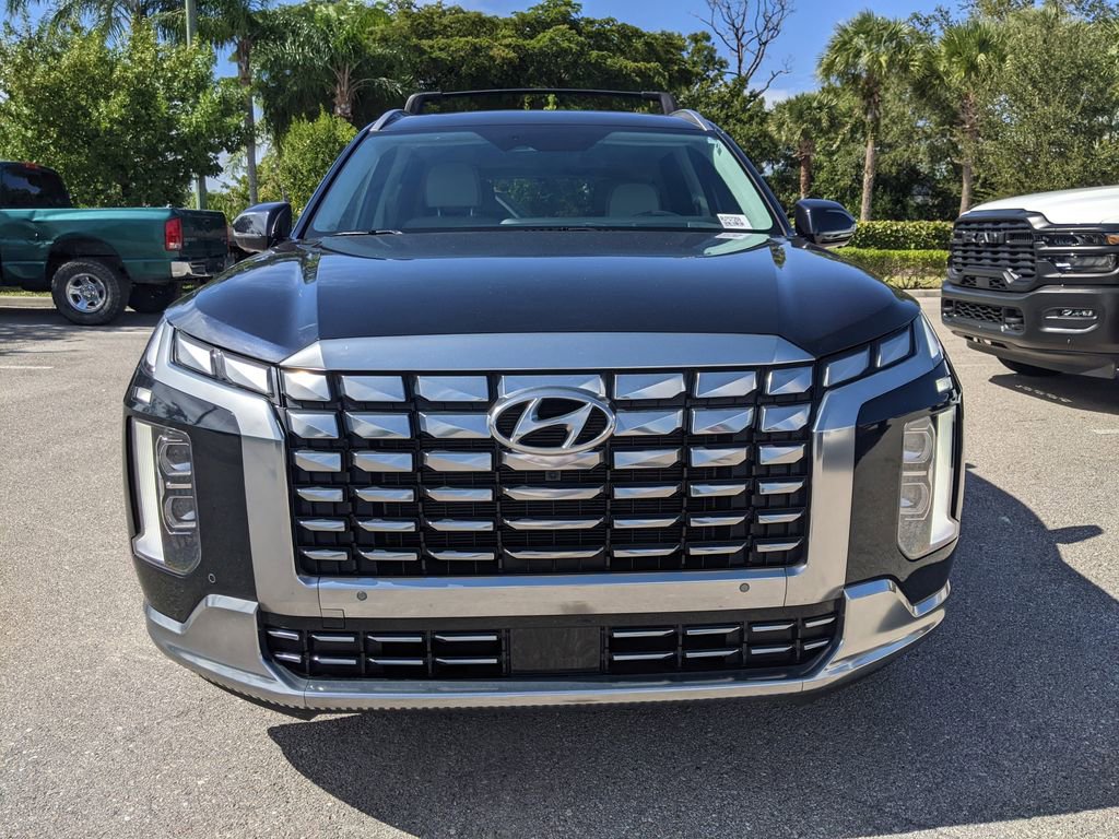 Used 2024 Hyundai Palisade Calligraphy image 7