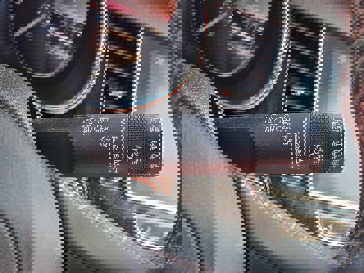 Used 2021 Buick Encore Preferred w/ Safety Package AWD/4WD image 22