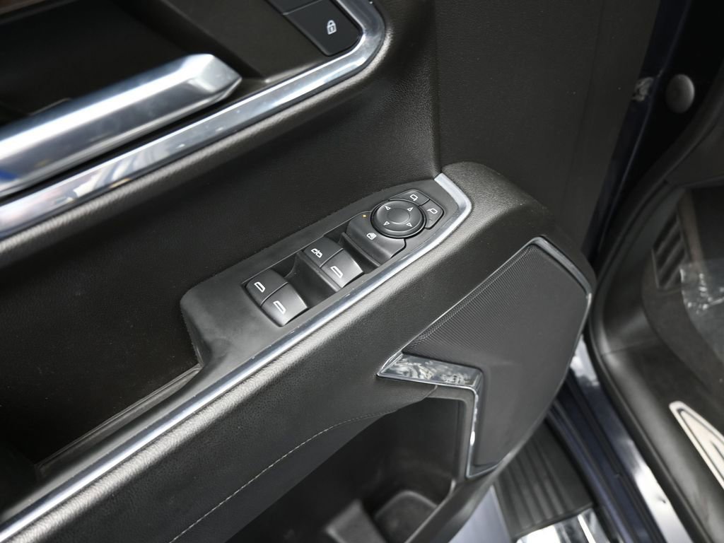 Used 2023 Chevrolet Silverado 1500 LT image 13