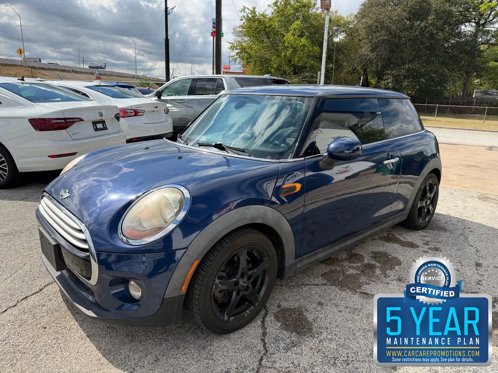 Used 2015 MINI Cooper 2-Door Hardtop FWD image 1