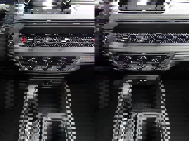 Used 2025 Honda Accord SE image 19