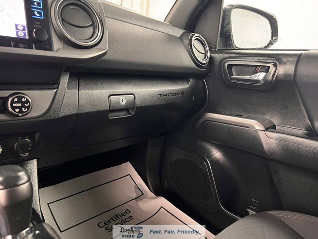 Used 2019 Toyota Tacoma TRD Sport w/ Technology Package AWD/4WD image 37