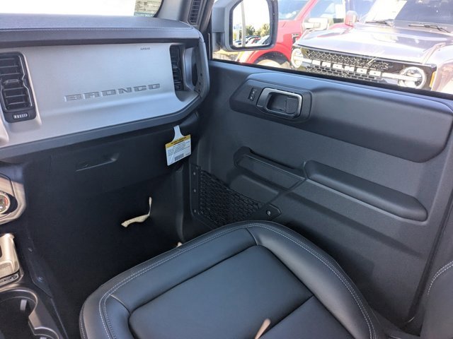 New 2025 Ford Bronco Outer Banks image 14