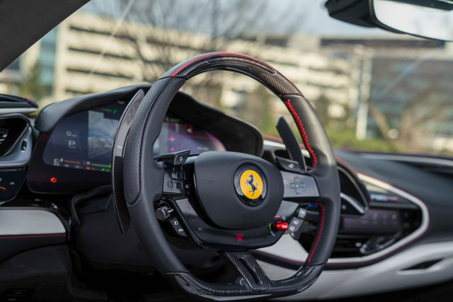 Used 2025 Ferrari SF90 Spider image 30