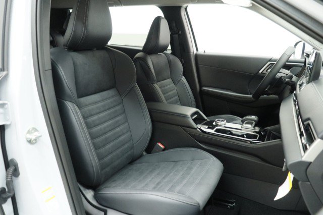 New 2026 Mitsubishi Outlander SE FWD image 18
