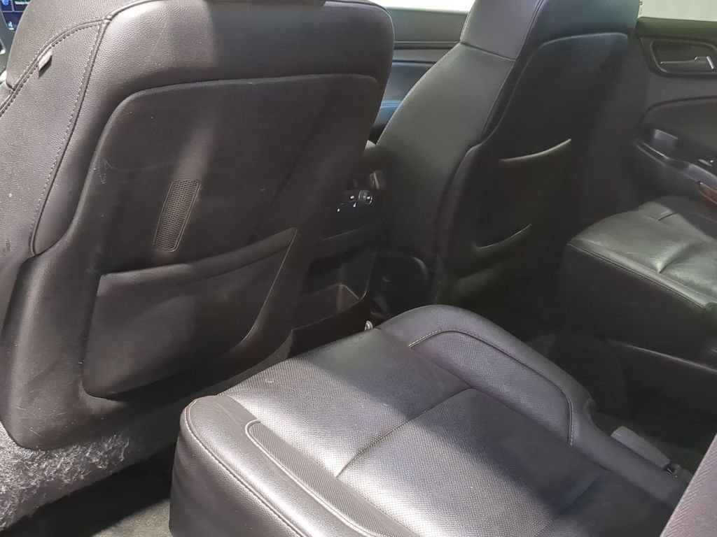 Used 2015 Chevrolet Tahoe LTZ image 31