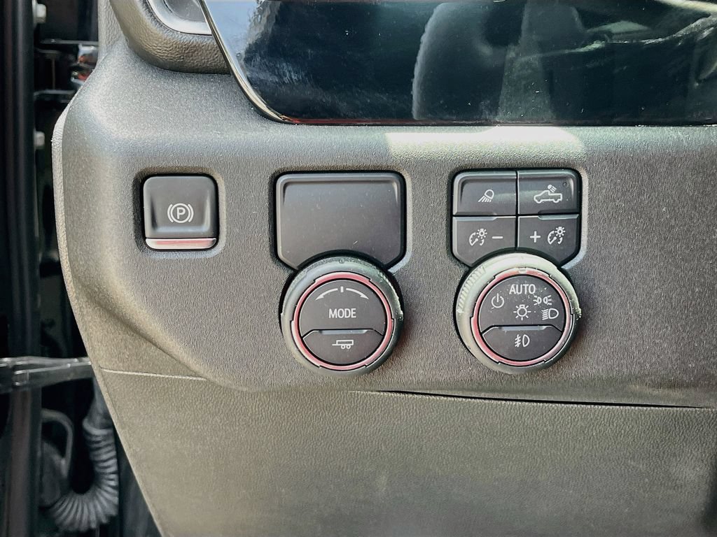 Used 2025 Chevrolet Silverado 1500 High Country w/ Midnight Edition RWD image 10