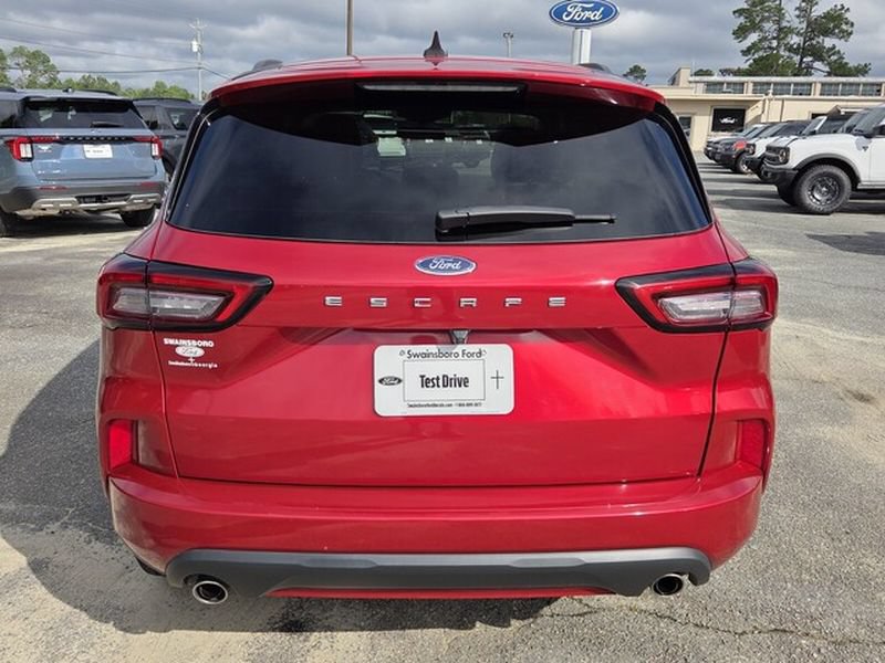 Used 2024 Ford Escape ST-Line FWD image 12