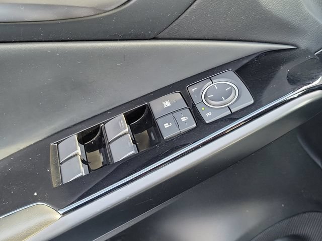 Used 2024 Lexus IS 350 F Sport RWD image 17