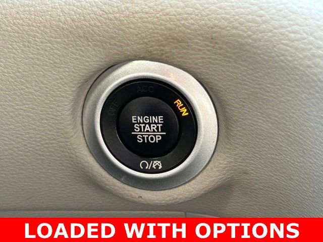 Used 2023 Chrysler Pacifica Limited FWD image 26