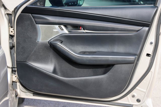 Used 2024 MAZDA MAZDA3 2.5 Turbo Sedan w/Premium Plus image 16