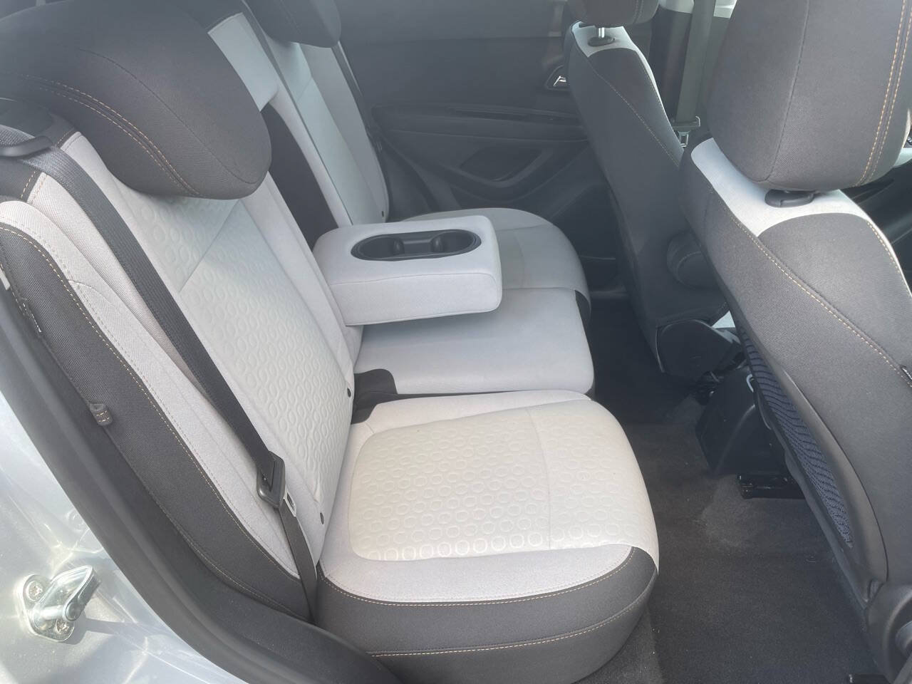 Used 2020 Chevrolet Trax LS w/ Tint and Cruise Package FWD image 24