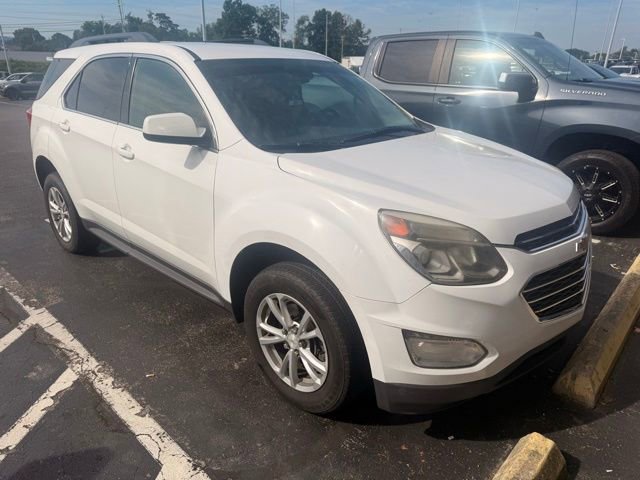 Used 2017 Chevrolet Equinox LT w/ Convenience Package AWD/4WD image 3