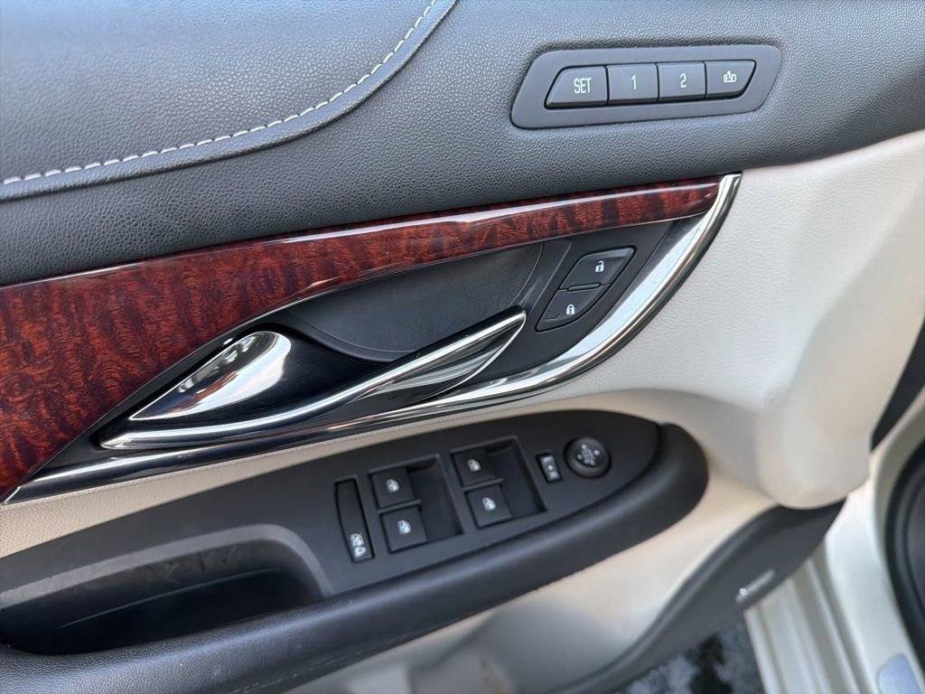 Used 2016 Cadillac ATS Luxury w/ Safety and Security Package image 27