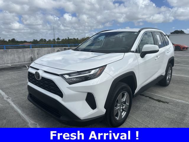 Used 2023 Toyota RAV4 XLE image 38