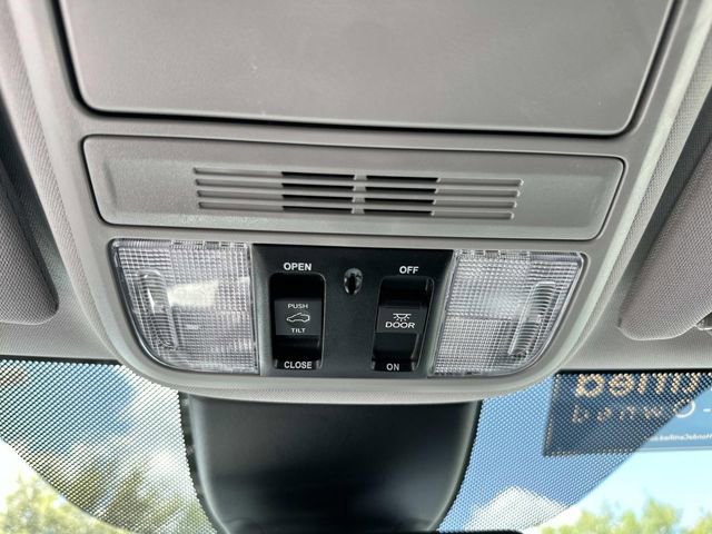 Certified 2024 Honda Odyssey EX-L image 25