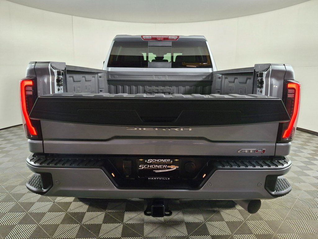 Used 2024 GMC Sierra 2500 AT4 w/ AT4 Premium Plus Package image 5