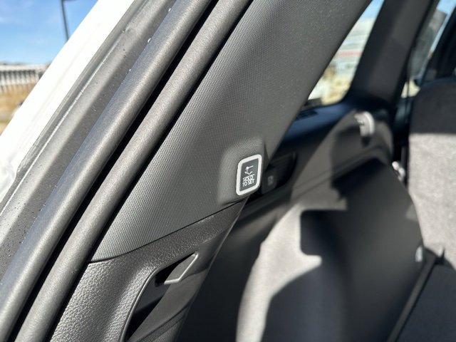 New 2025 Jeep Grand Cherokee Altitude image 11