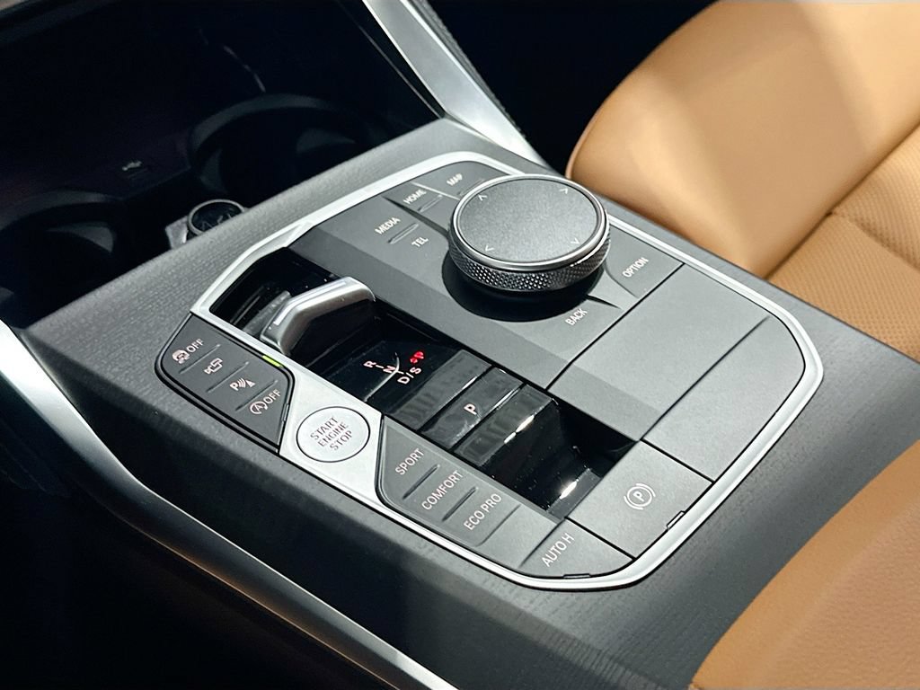 New 2026 BMW 430i xDrive w/ M Sport Package AWD/4WD image 17