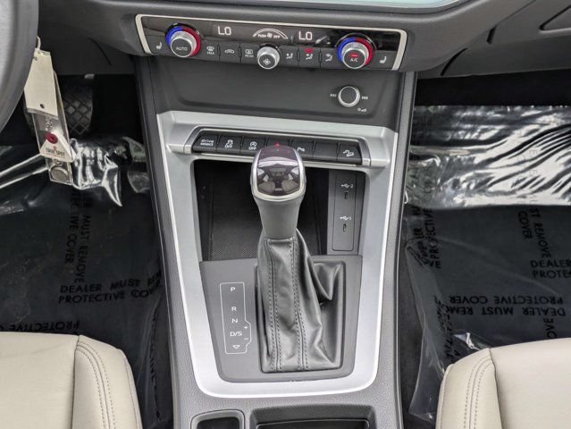 Used 2023 Audi Q3 2.0T Premium AWD/4WD image 21