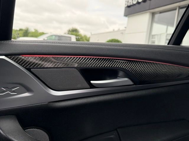 Used 2024 BMW X4 M40i w/ Premium Package image 33