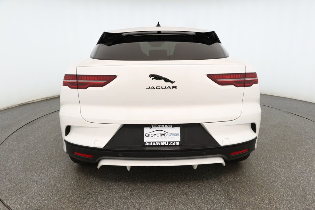 Used 2024 Jaguar I-PACE R-Dynamic HSE image 5