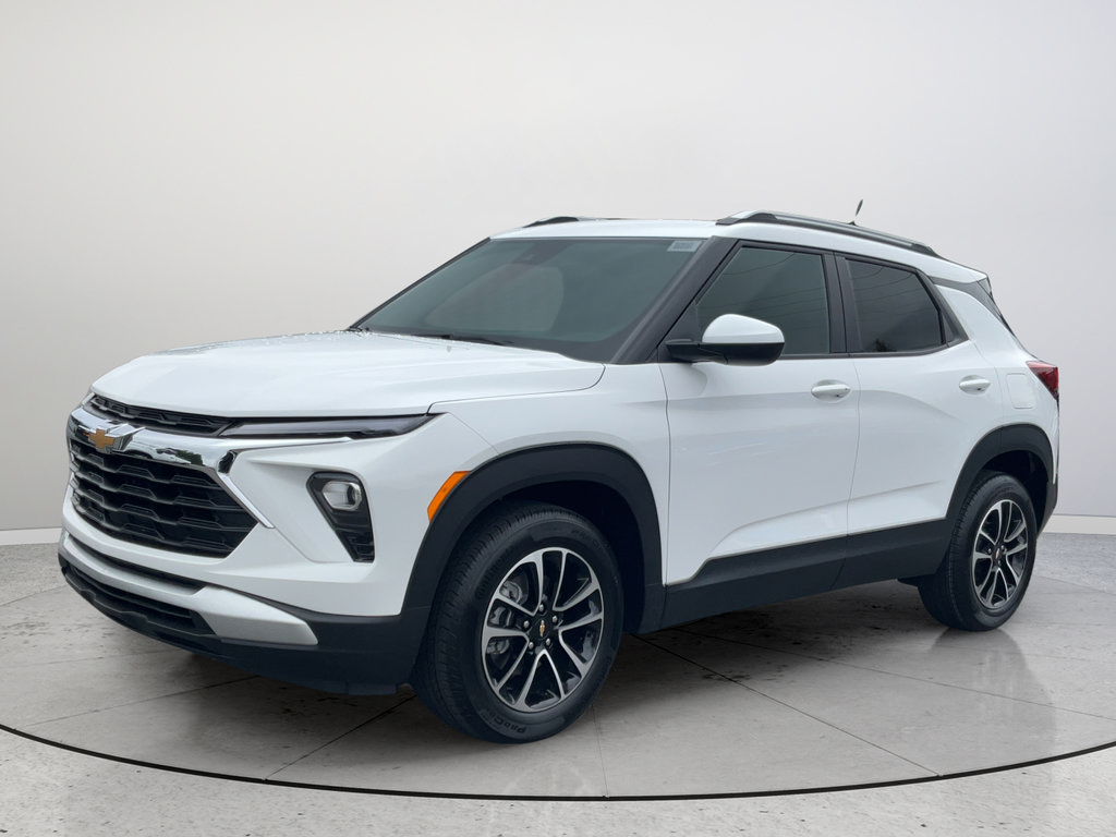 New 2026 Chevrolet TrailBlazer LT FWD image 3