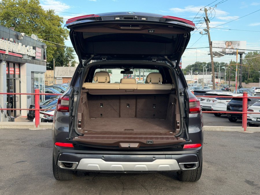 Used 2019 BMW X5 xDrive40i w/ Premium Package 2 AWD/4WD image 15