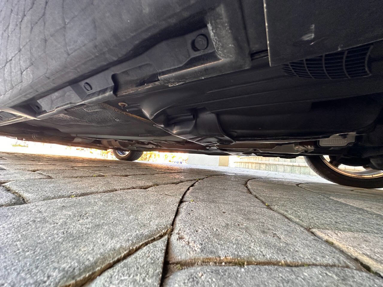 Used 2009 Volvo S40 T5 R-Design image 39