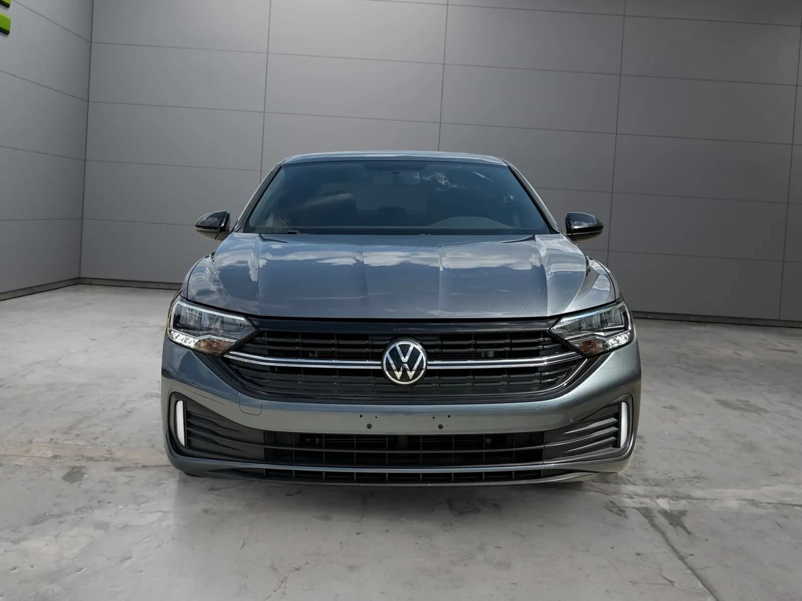 Used 2022 Volkswagen Jetta Sport FWD image 2