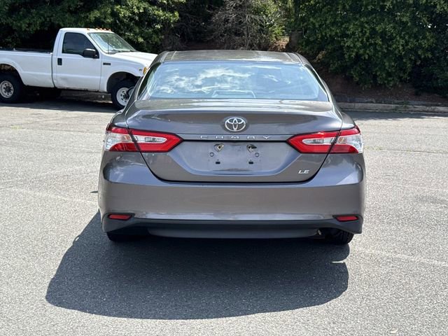 Used 2018 Toyota Camry LE FWD image 3