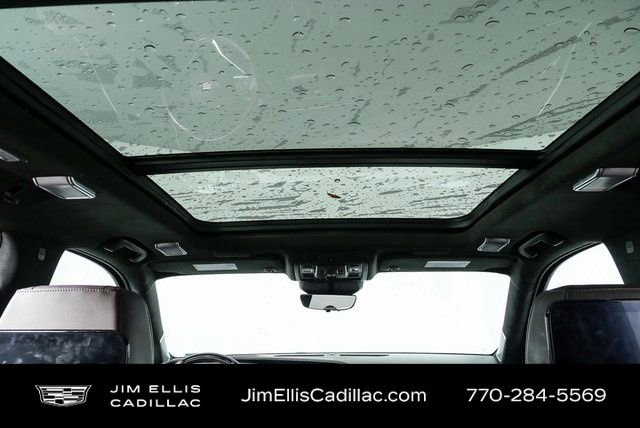 Used 2023 Cadillac Escalade ESV Sport Platinum w/ LPO, ONYX Package image 18