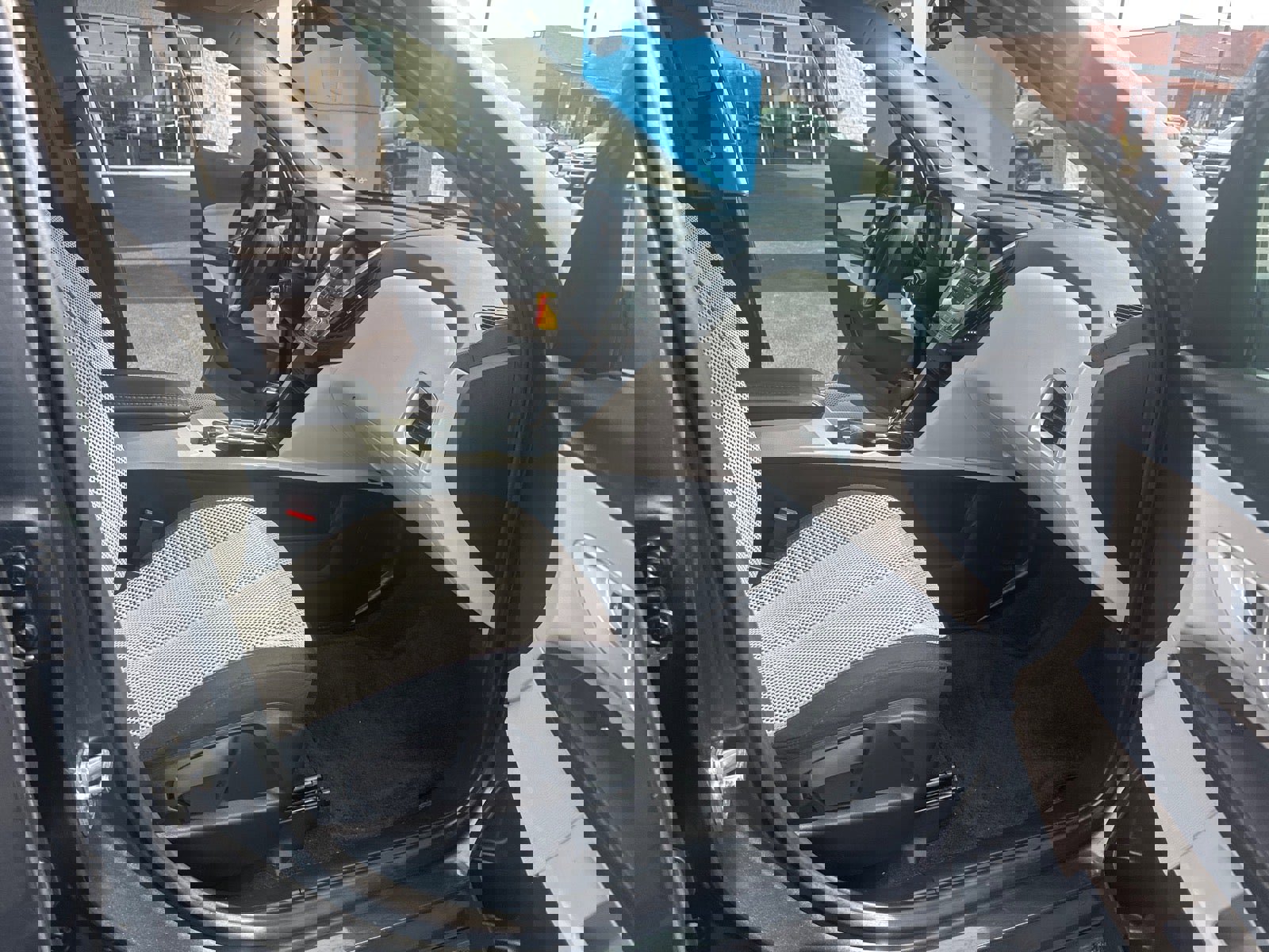 Used 2017 Chevrolet Equinox LT image 18