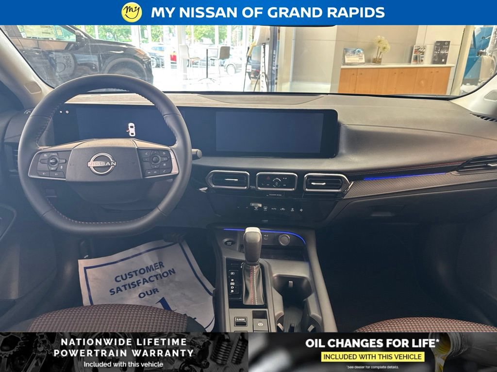 New 2026 Nissan Sentra SR w/ Floor Mat Package FWD image 12
