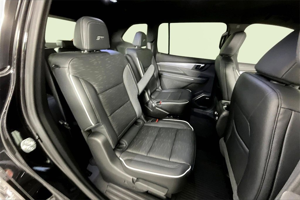 New 2026 Buick Enclave Sport Touring w/ Super Cruise Package image 11